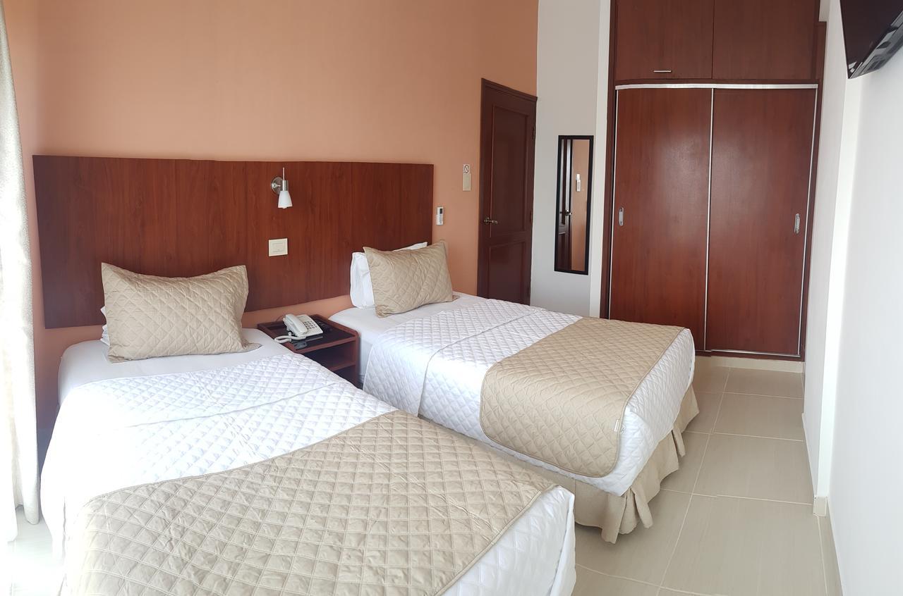 Premium Suites Business Aparthotel Equipetrol ซานตาครูซเดอลาเซียร์รา ภายนอก รูปภาพ